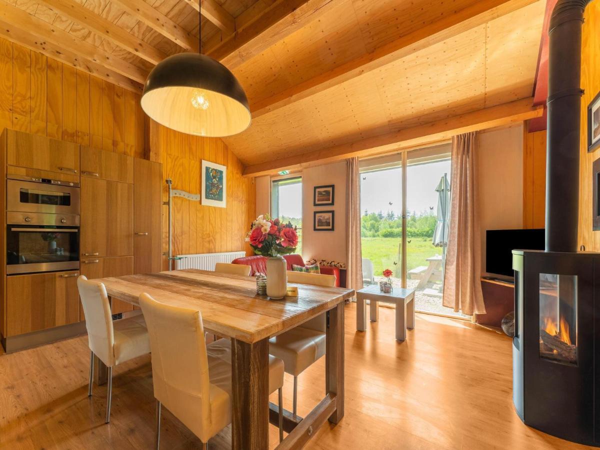 A Lovely Cottage On The Dwingelderveld Nature Park Beilen Exteriör bild